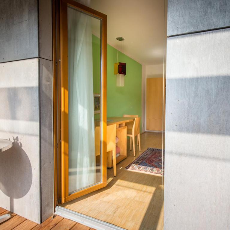 Frühstückspension "Schlosswirt" - Doppelzimmer mit Balkon - 6