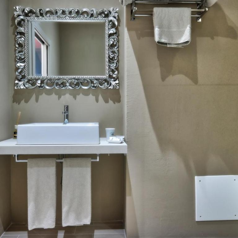 Suite Charme Experience - Ampia Camera Matrimoniale - 7