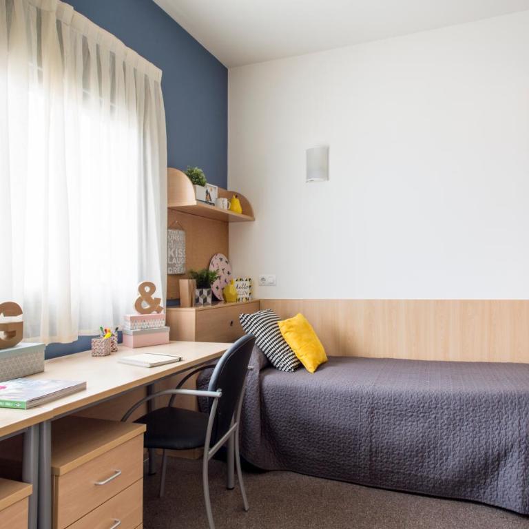 Residencia Universitaria Resa As Burgas - Classic Twin Studio - 4