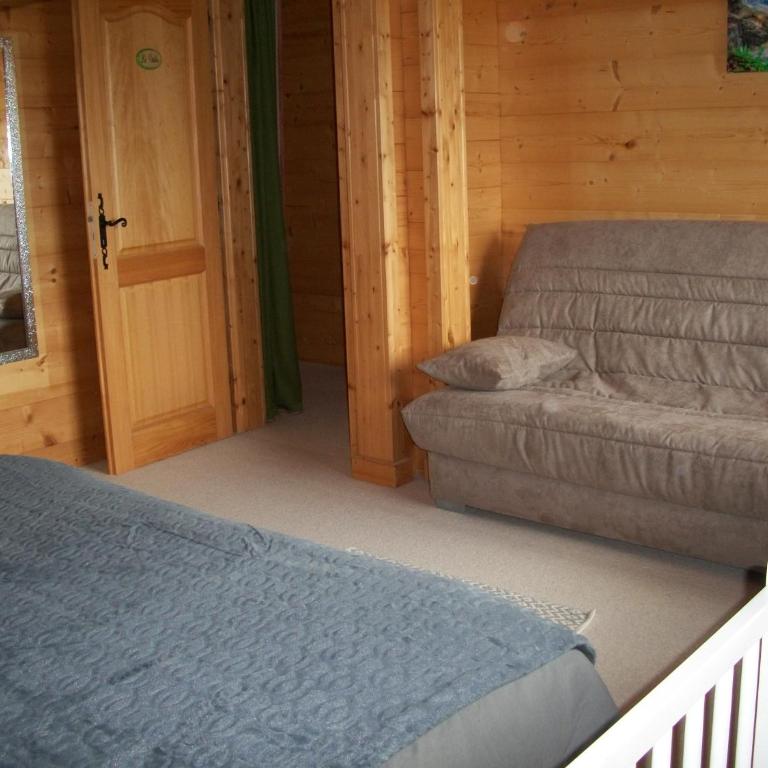 Chalet Les Aigles - Chambre Quadruple - Vue sur Montagnes - 3