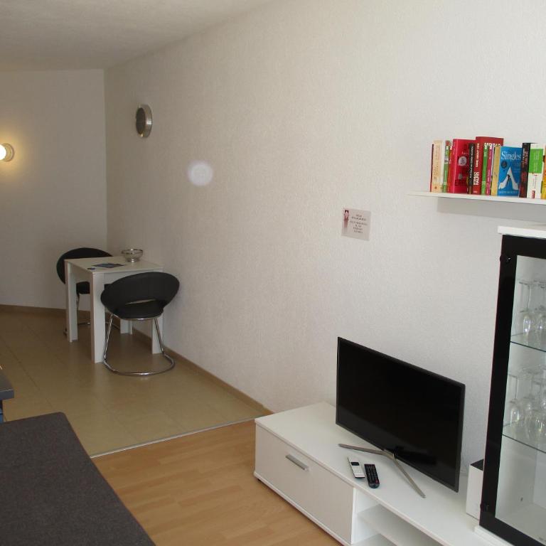 Apartment Bünda - Apartment mit 1 Schlafzimmer und Wohnzimmer - 6