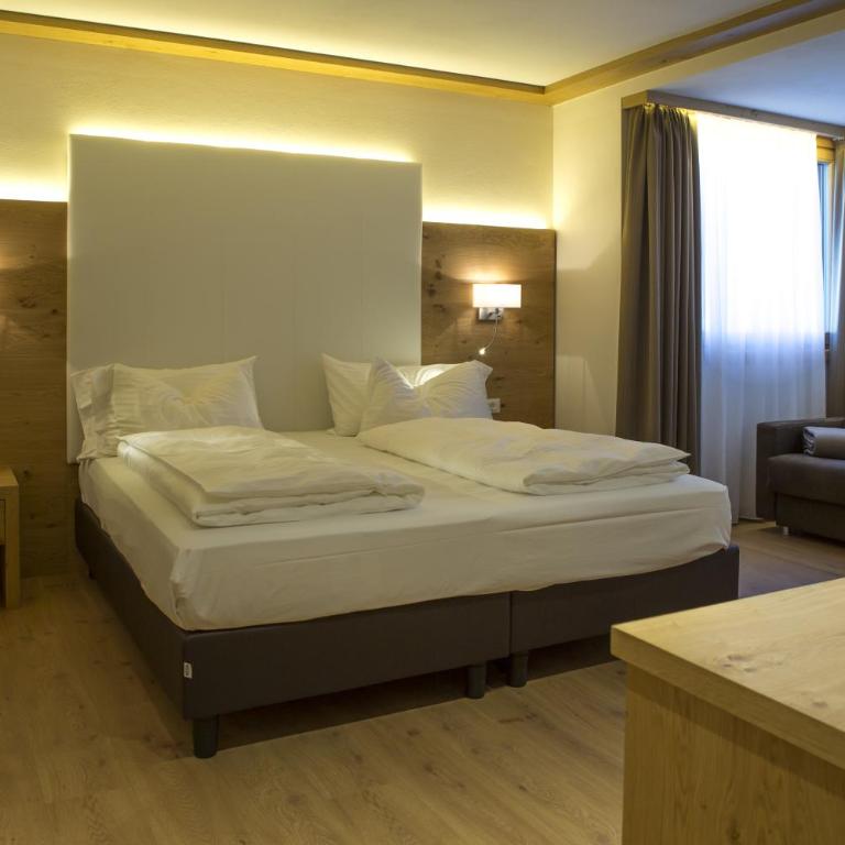 Hotel Collini - Habitación Doble Deluxe - 1 o 2 camas - 2