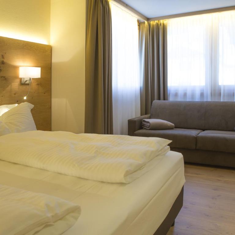 Hotel Collini - Habitación Doble Deluxe - 1 o 2 camas - 3