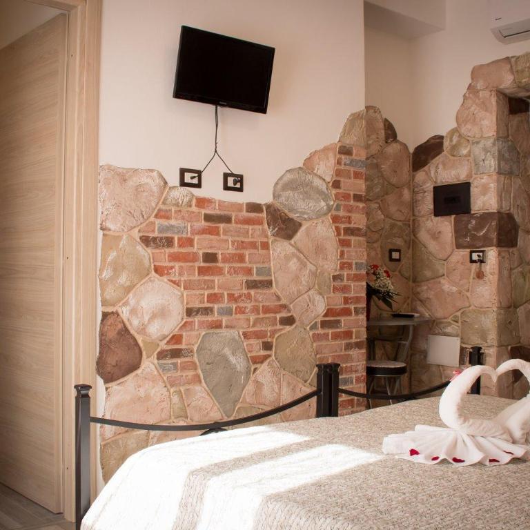 Rocca Pinta Guest House - Camera Matrimoniale/Doppia con Letti Singoli con Bagno Privato - 4