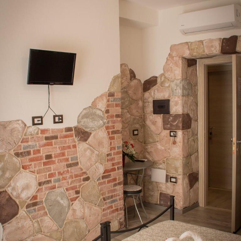 Rocca Pinta Guest House - Camera Matrimoniale/Doppia con Letti Singoli con Bagno Privato - 5