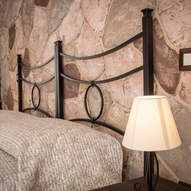 Rocca Pinta Guest House - Camera Matrimoniale/Doppia con Letti Singoli con Bagno Privato - 10