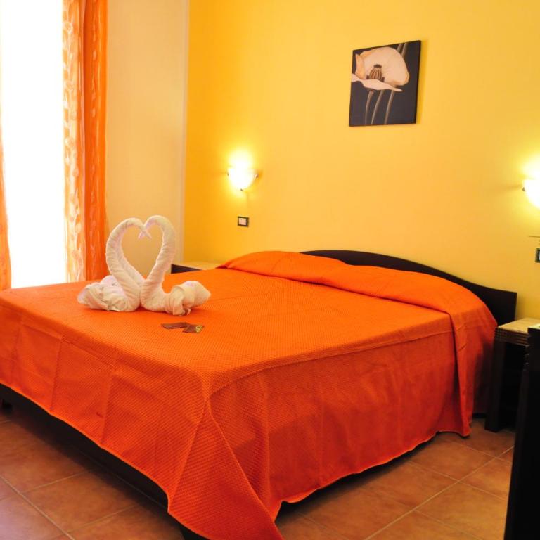 Bed & Breakfast Adriana - Camera Matrimoniale con Balcone - 1