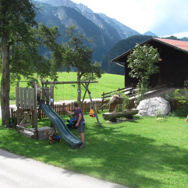 Haus Wallinger - Apartment mit Blick auf die Berge - 22