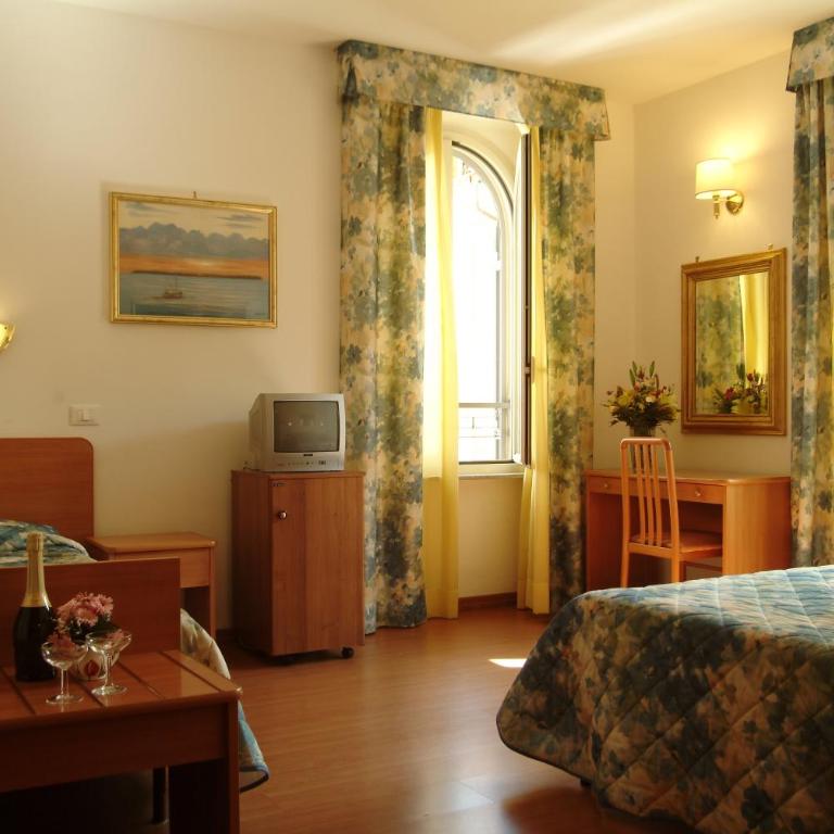Hotel Tirreno - Camera Quadrupla - 3