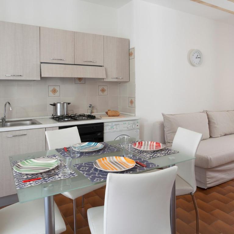 Residenza Levante - One-Bedroom Apartment - 2