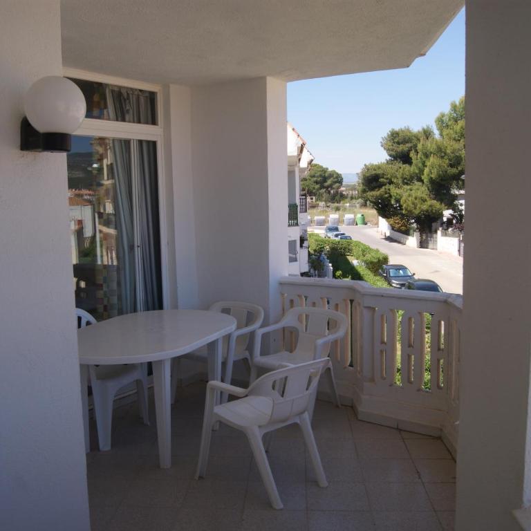 Apartamentos Marineu Playa Romana - Apartamento con vistas al jardín - 12