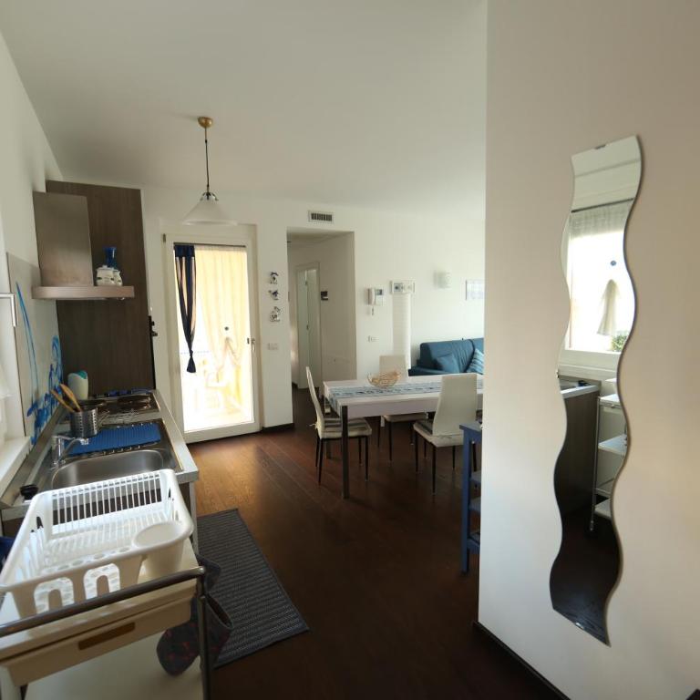 Lake View Apartment - Appartamento con 2 Camere da Letto - 45