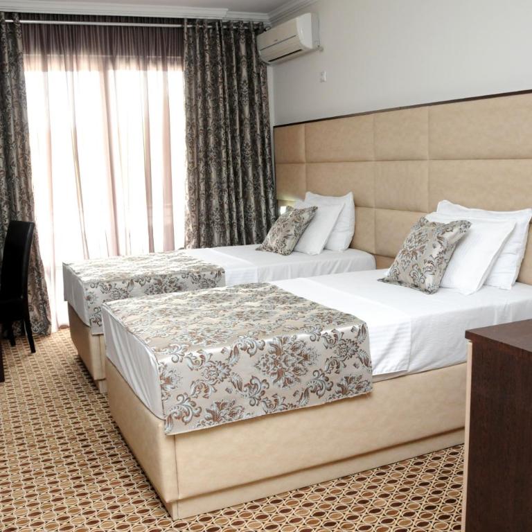 Hotel Lion - Dvokrevetna Soba sa Zasebnim Krevetima - 3