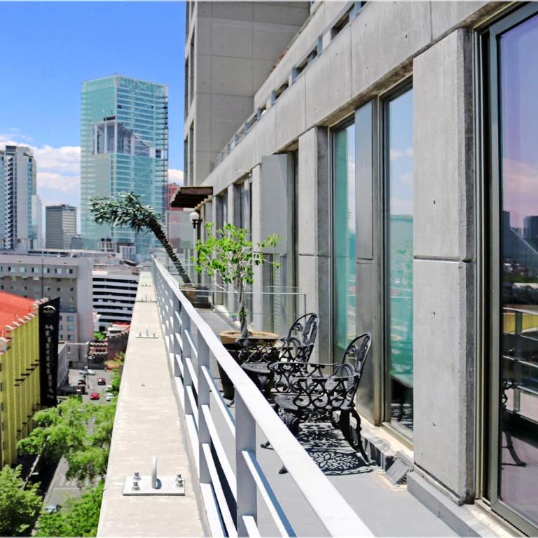 Puerta Alameda Suites México - Apartamento de 2 dormitorios con balcón - 1