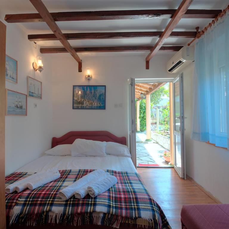 Apartments Vučinović - Studio s Terasom i Pogledom na More - 11