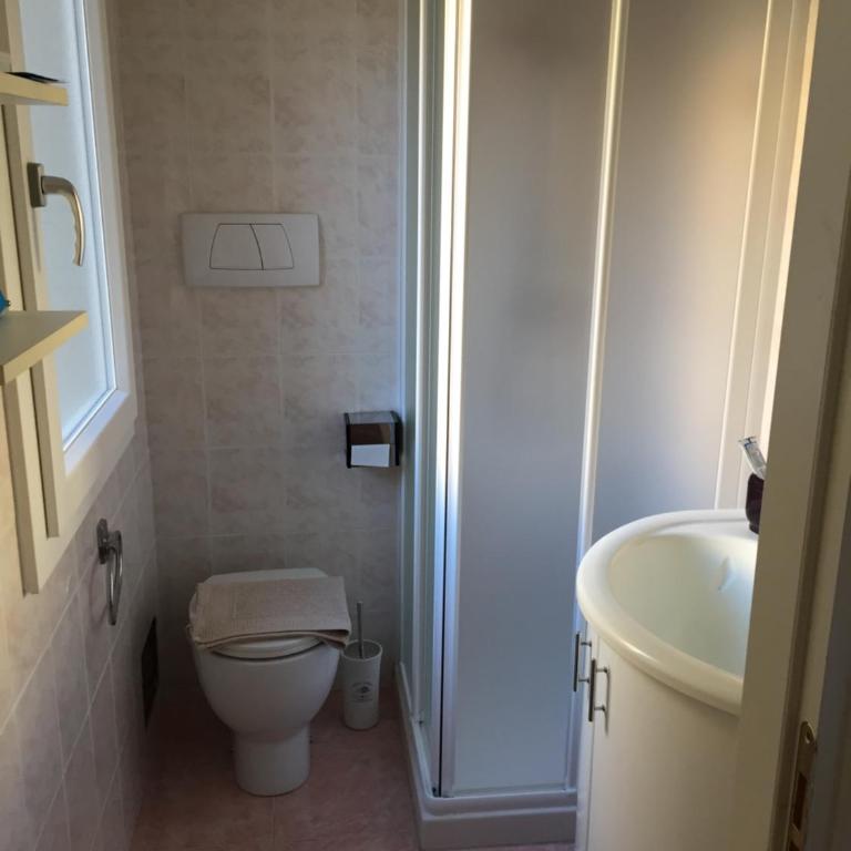 A due passi dal Lumière - Camera Matrimoniale con Bagno Privato - 20