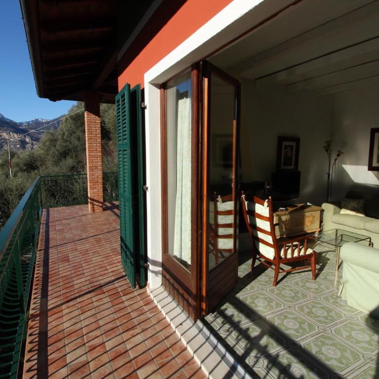red house conditioned whit pool enchanting lake view - Appartamento Confort con 2 Camere da Letto - 3