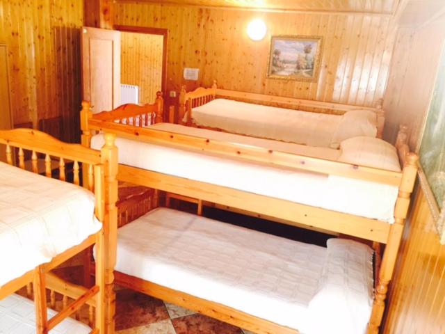 Bungalows & Albergue La Playa - Private Room with Private Bathroom 10 Adults (Albergue) - 2