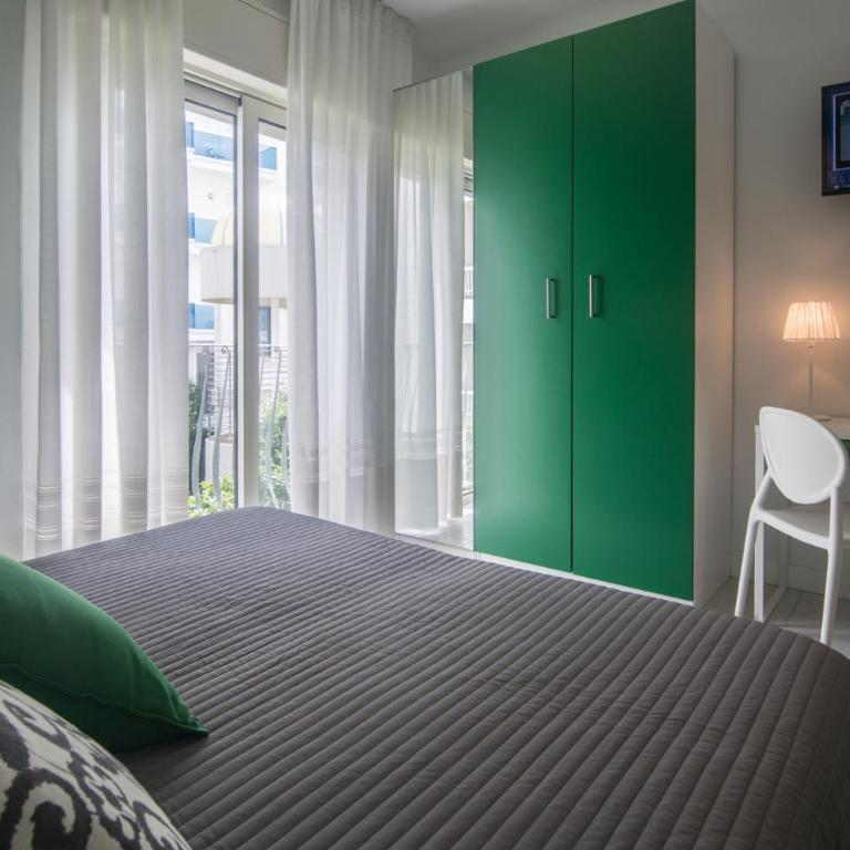 Hotel Solemare - Frontemare - 3 Stelle Superior - Camera Tripla Standard - 2