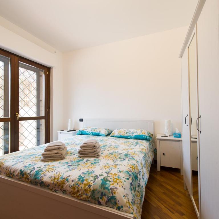 Domus al Parco Guest House - Camera Matrimoniale con Letto Supplementare - 14