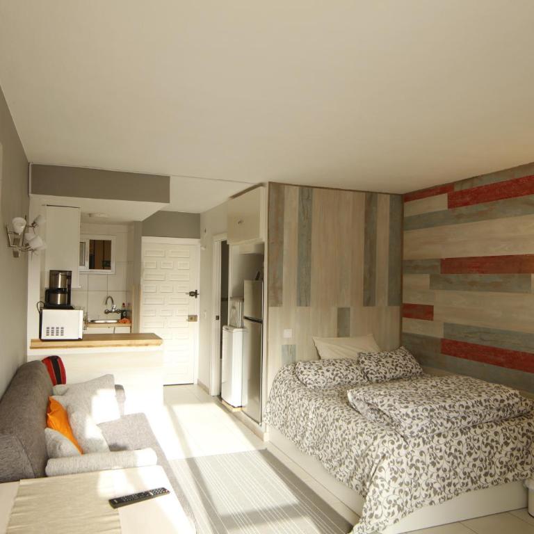 Anna & Pierre-Noel apartment. - Apartment - 12
