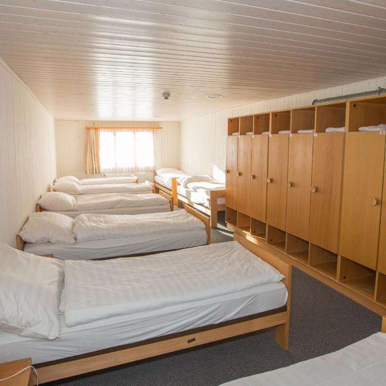 Berghaus Nagens-- Nur mit der Gondelbahn Erreichbar - Einzelbett im Schlafsaal (8 Erwachsene) - 1