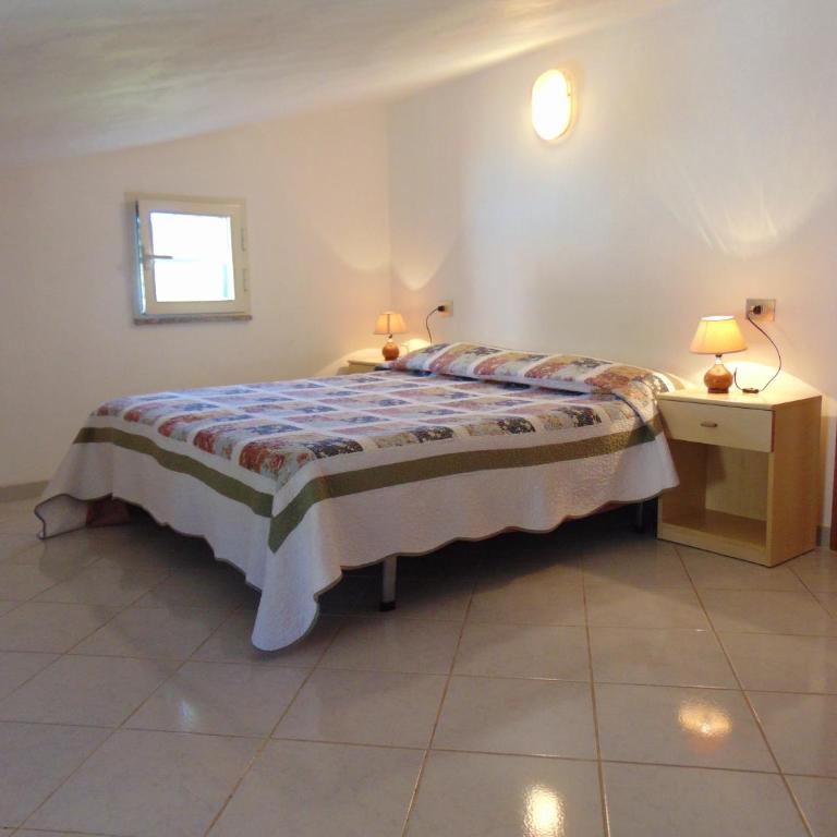 Appartamenti Gli Alberi - Appartamento con 2 Camere da Letto e Terrazza - 12