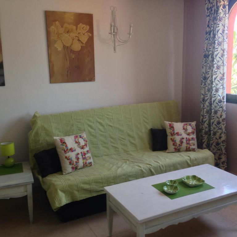 Oasis Royal - Apartment - 11