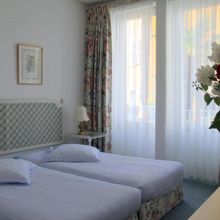 Piccolo Hotel - Camera Doppia con Letti Singoli con Balcone - 8