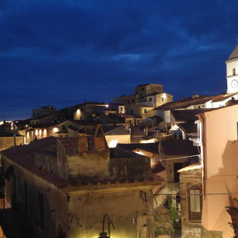 Appartamenti Gli Alberi - Appartamento con 2 Camere da Letto e Terrazza - 5