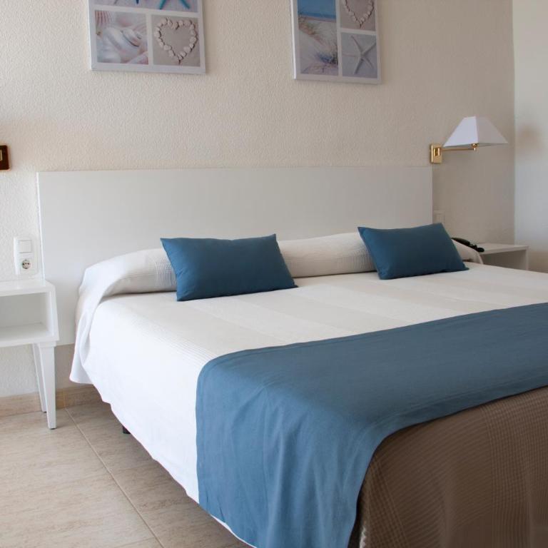 Hotel Sicania - Double or Twin Room with Sea View - 2