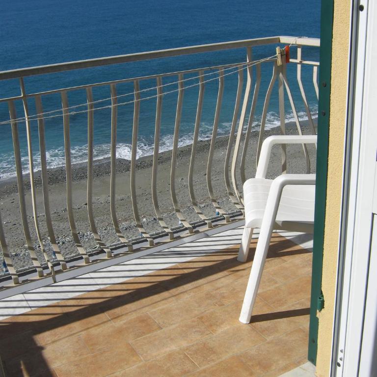 Hotel Bianca Maria - Camera Matrimoniale/Doppia con Letti Singoli con Balcone e Vista Mare - 2