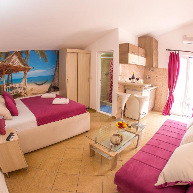 Apartments & Studios Tomanović - King Studio with Sofa Bed - 8