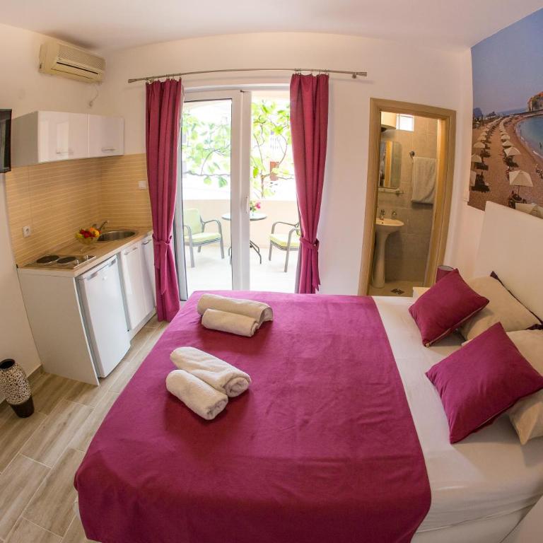 Apartments & Studios Tomanović - King Studio - 4