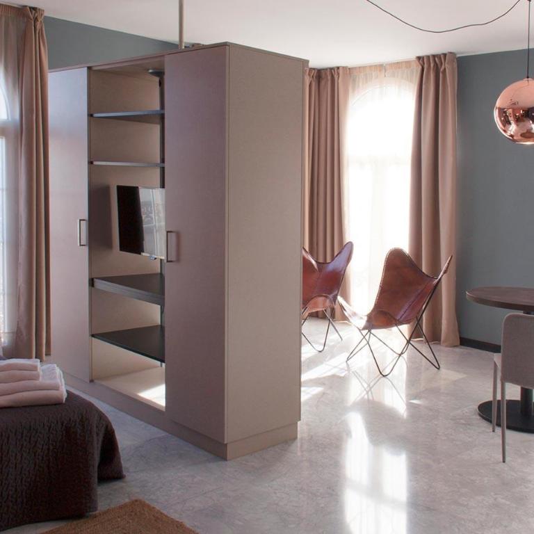 Be Mate Málaga Soho - Habitación Clásica con balcón - 1
