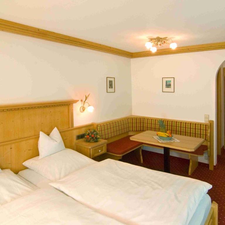 Gästehaus Weißes Rössl - Apartment mit Dusche - 1