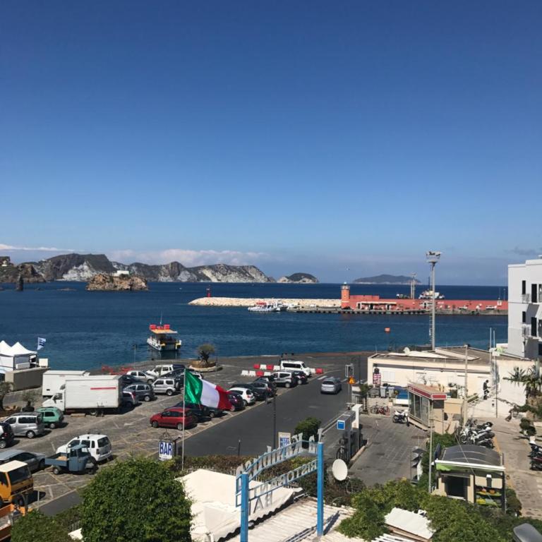 Porto di Ponza - Immobilevante - Appartamento con Vista Mare - 35