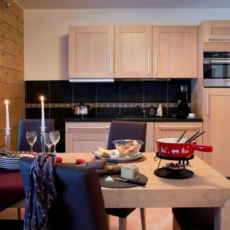 CGH Résidences & Spas Les Chalets de Flambeau - Appartement 2 Chambres (6 Adultes) avec Accès au Spa - 2