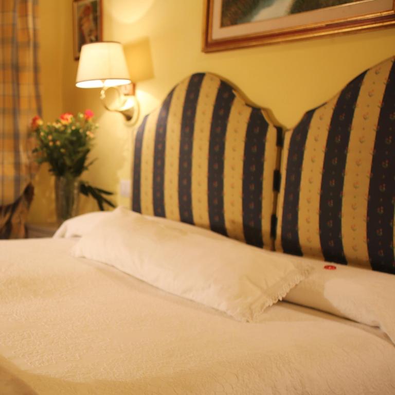 B&B Le Aquile - Camera Matrimoniale/Doppia con Letti Singoli con Bagno Privato Esterno - 5