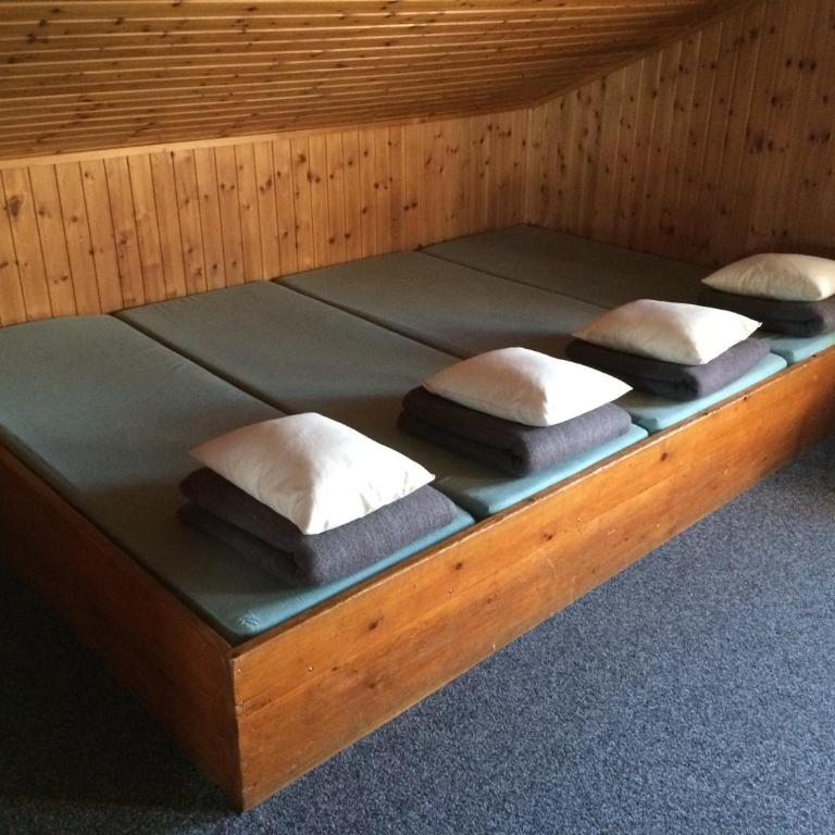 Gruppenhaus im Walliser Alpstyle - Etagenbett im gemischten Schlafsaal - 13