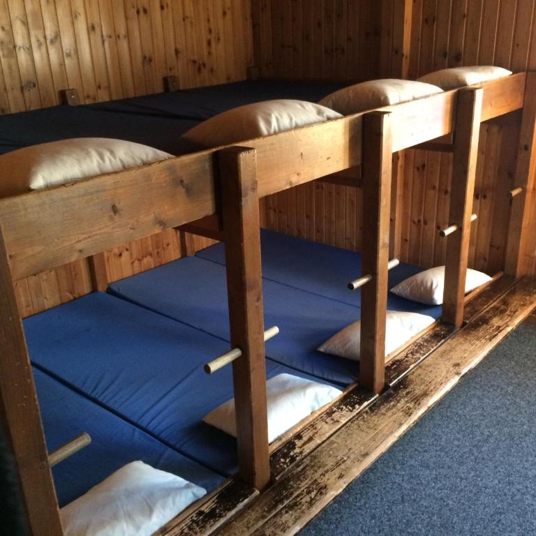 Gruppenhaus im Walliser Alpstyle - Etagenbett im gemischten Schlafsaal - 3
