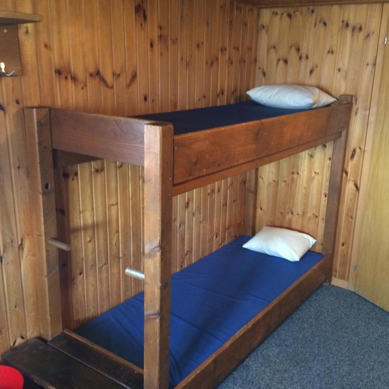Gruppenhaus im Walliser Alpstyle - Etagenbett im gemischten Schlafsaal - 13