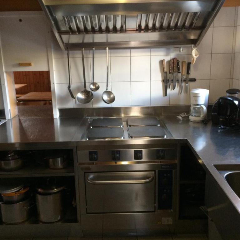 Gruppenhaus im Walliser Alpstyle - Etagenbett im gemischten Schlafsaal - 15