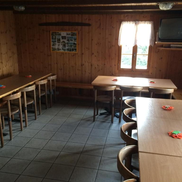 Gruppenhaus im Walliser Alpstyle - Etagenbett im gemischten Schlafsaal - 19