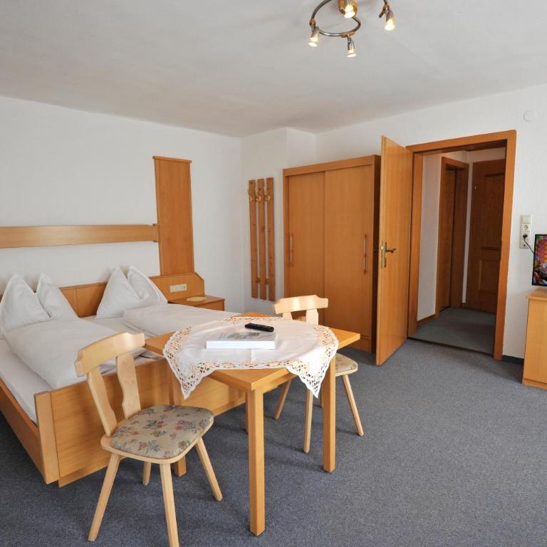 Kerschbaumerhof - Dreibettzimmer - 4
