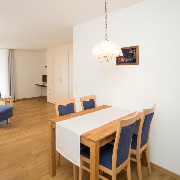 Apartment Kesch Chesa Quadrella - Studio-Apartment mit Balkon - 8