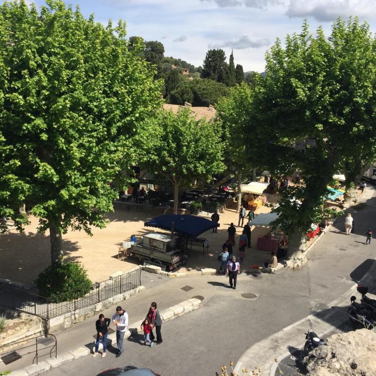 L'élégante - maison de ville avec bains à remous - parking inclus - Maison de Ville 2 Chambres - 35