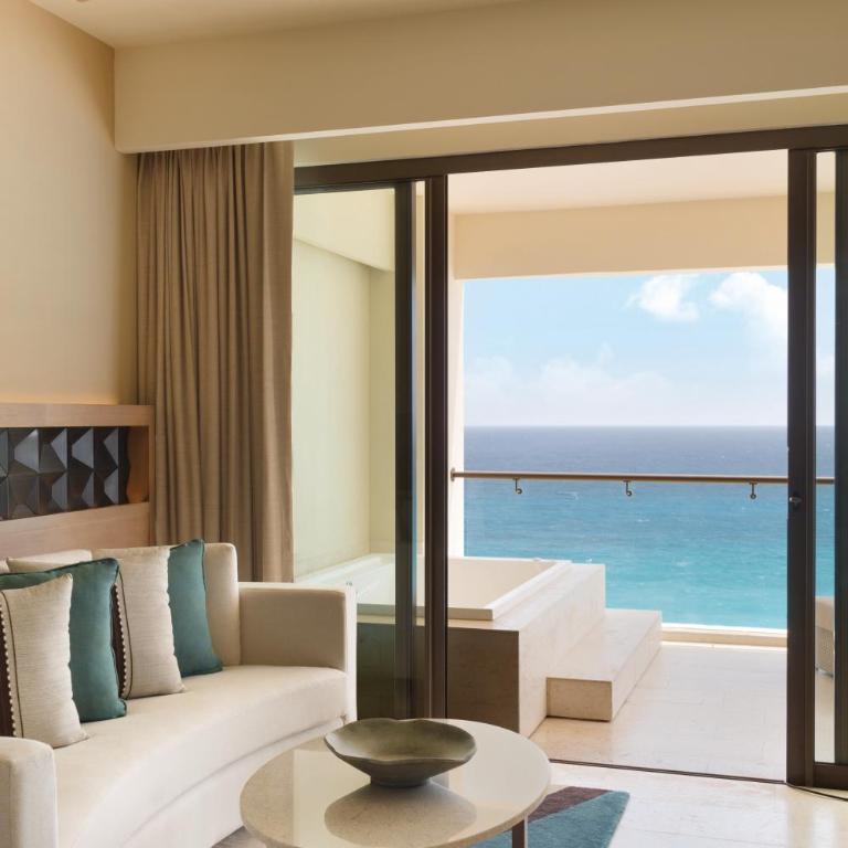 Hyatt Ziva Cancun All-Inclusive - Master King Room - Oceanfront - 4