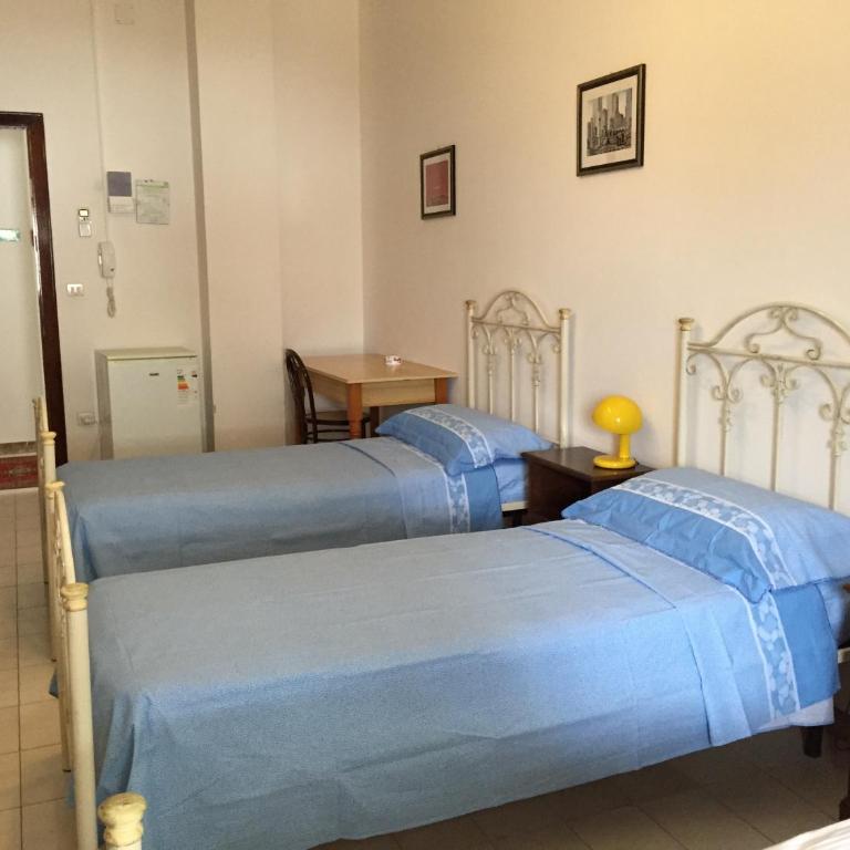 Albergo Europa - Camera Quadrupla - 25