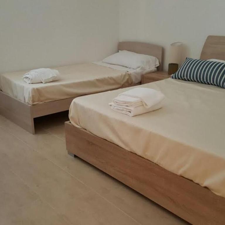 Hotel Riviera Sanremo - Camera Familiare con Bagno Privato - Edificio Separato - 5